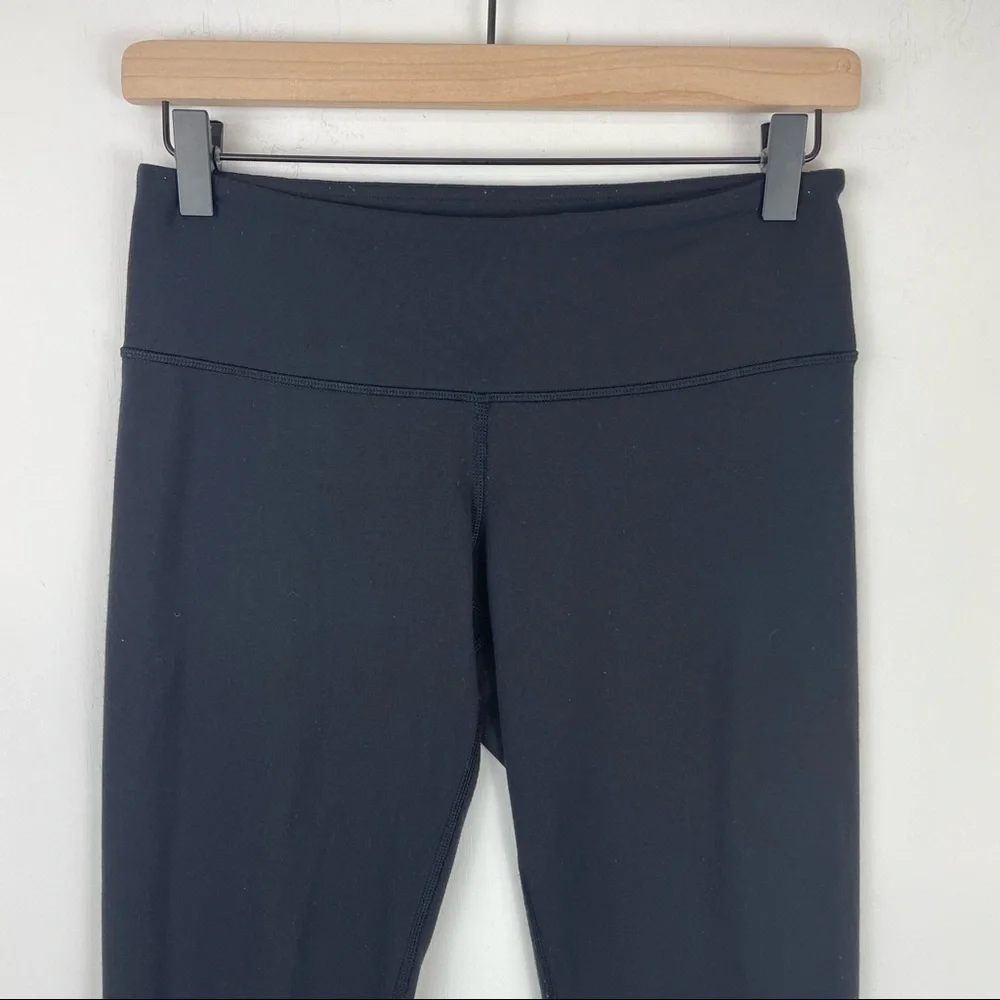 Lululemon Black Crop Leggings Sz 6 - Picture 9 of 9